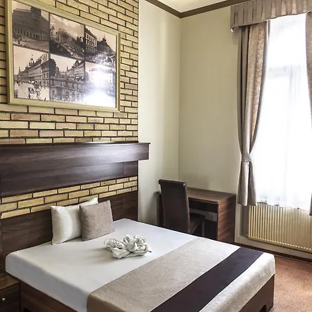 苏斯44号酒店 3*